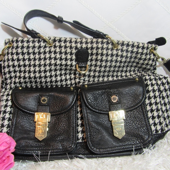 Steve Madden Handbags - Steve Madden Houndstooth Bag